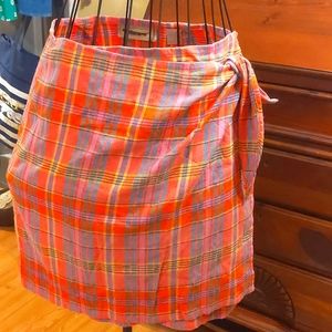express wrap around skirt, sz m, mukticolored